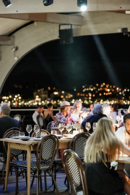 ile flottante cote d'azur, canua island