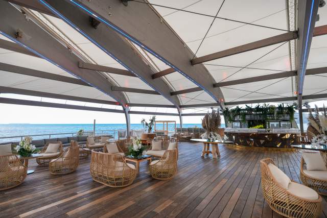 Canua Bar lounge 360