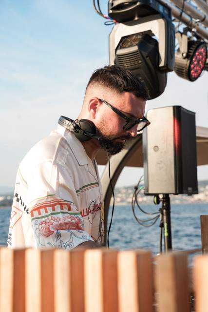 dj